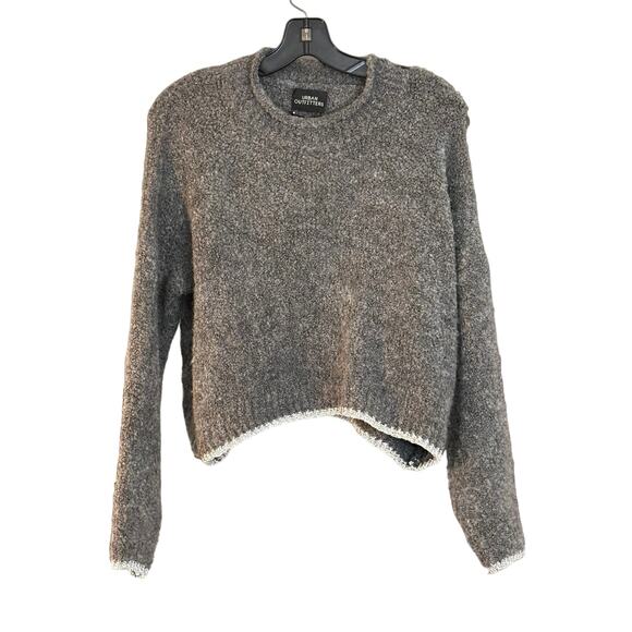 UO Cropped K bunny Knit Sweater Gray Long Sleeve Metallic Thread Hem Size M - Picture 1 of 10